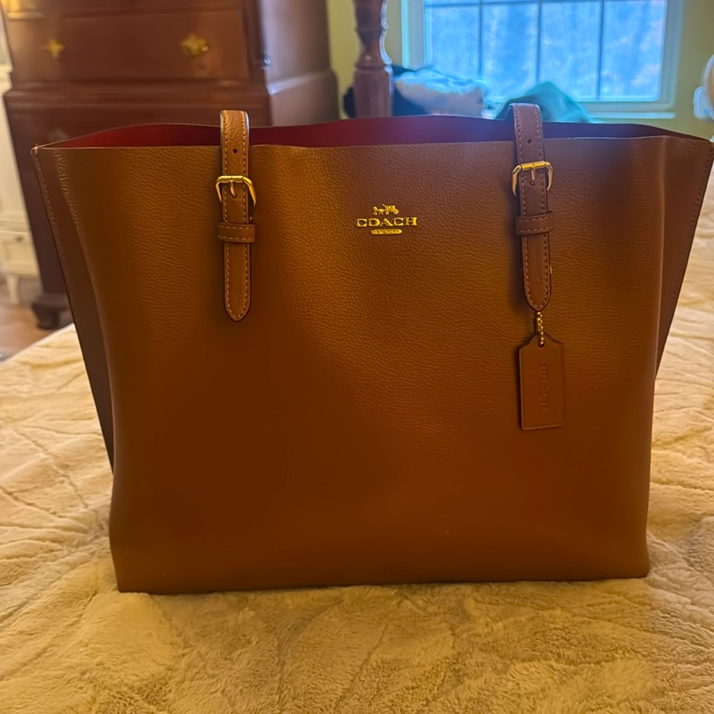 Coach BEAUTIFUL Like New Mollie Tote Shoulder Bag Purse!!